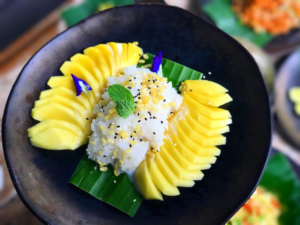 mark captain luxuriate