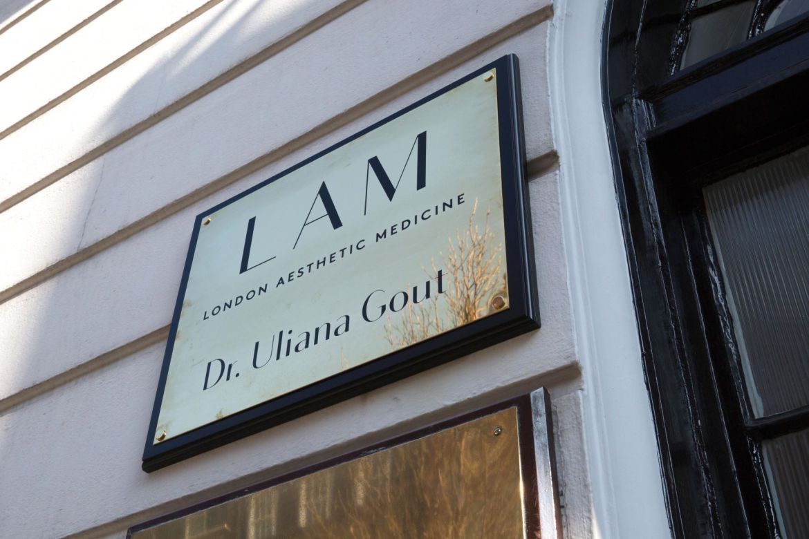 Get that holiday look with the Signature Summer Treatment at The LAM Clinic