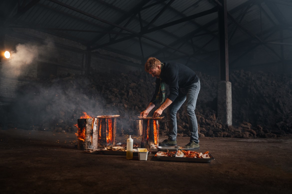 Laphroaig Whisky Unveils Culinary Market in Collaboration with Chef Tom Aikens