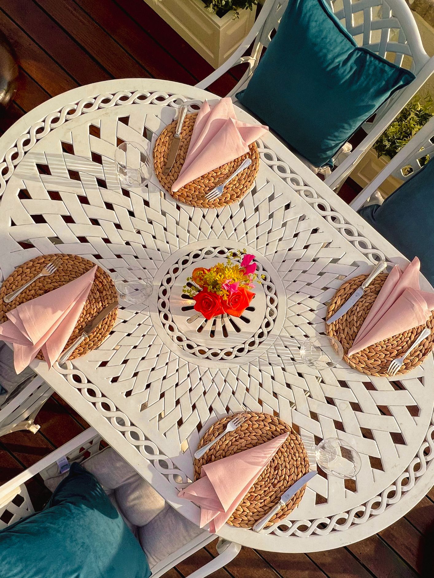 the-dorchester-rooftop-returns-for-2023-luxuriate-life-magazine
