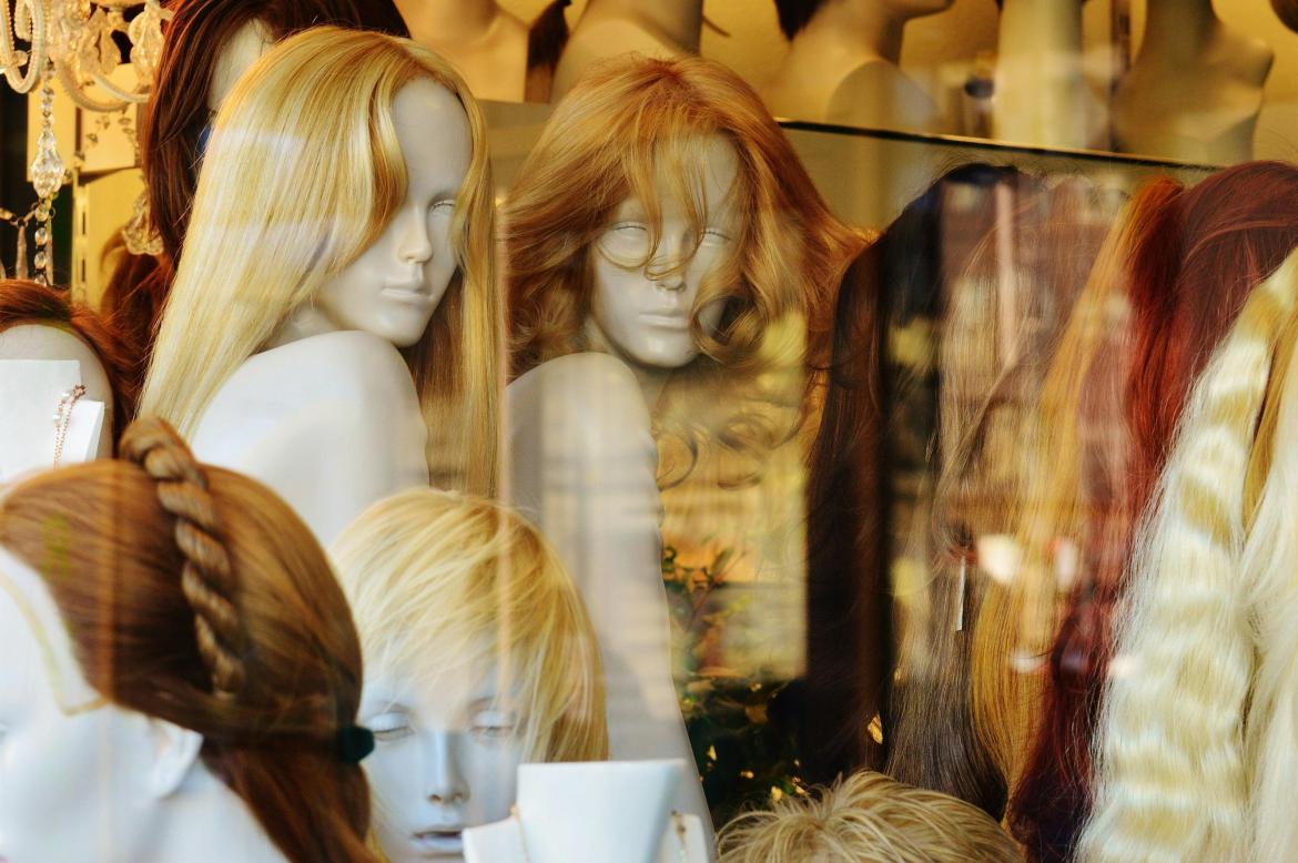 Effortless Beauty: How Wigs Simplify a Luxury Lifestyle